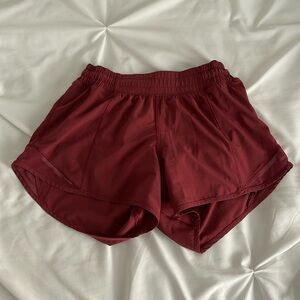 Lululemon maroon 4 inch hotty hot shorts